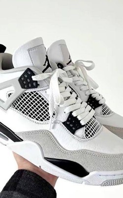 Nike Jordan Retro 4 Siyah